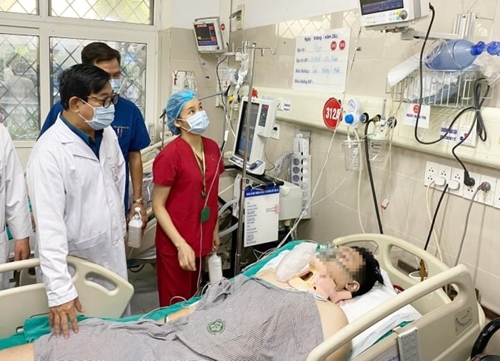 Giám đốc Bệnh viện Bạch Mai thông tin sức khỏe 26 bệnh nhân vụ cháy chung cư
